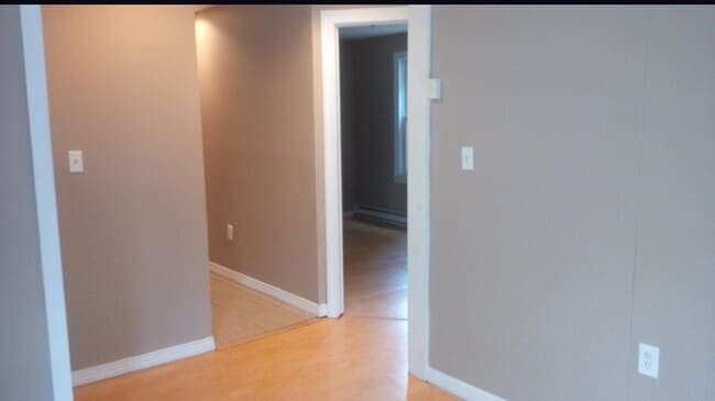 hall to 2nd bedroom - 103 W Chestnut St