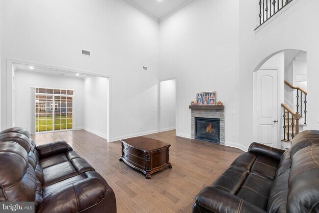 Building Photo - 105 Samjan Cir