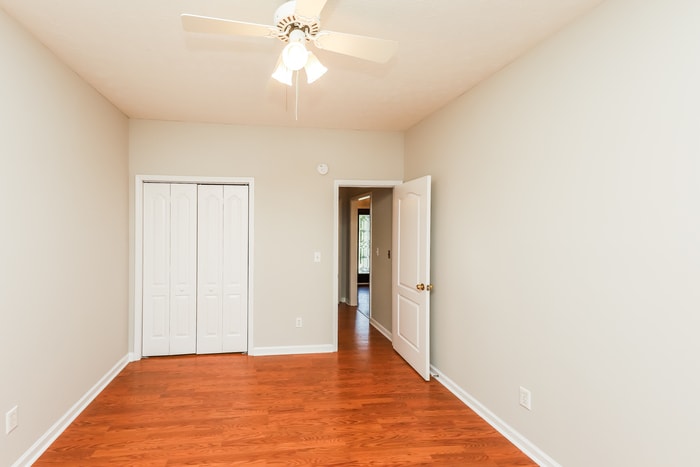 Building Photo - 122 Hunter's Pointe Ct