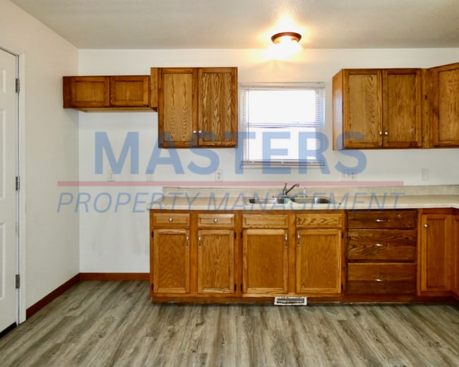 Building Photo - 2242 Kent St