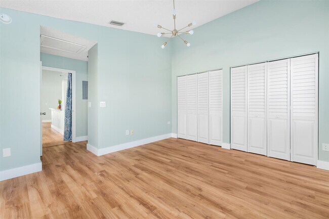 Building Photo - 9109 SW 21st St