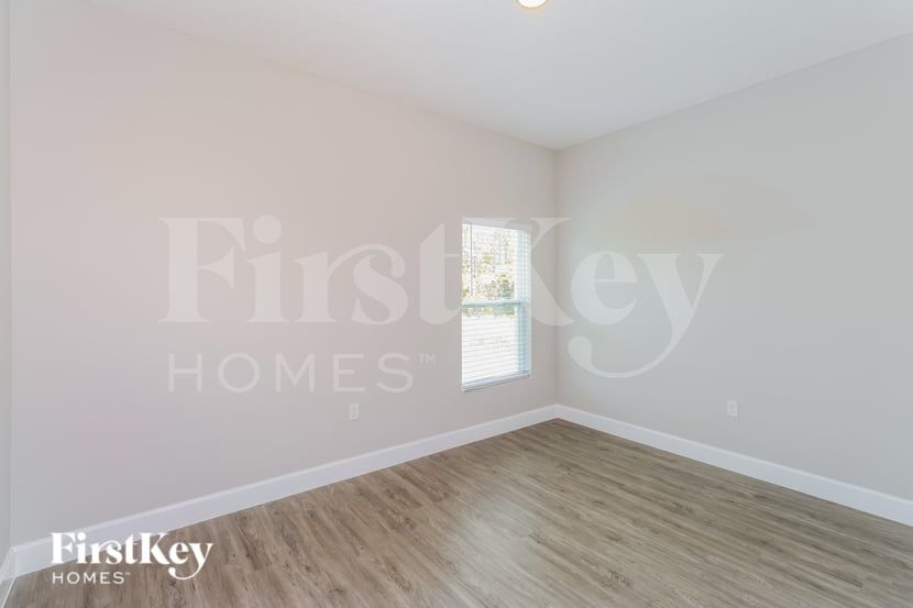 Building Photo - 356 Garbelmann St