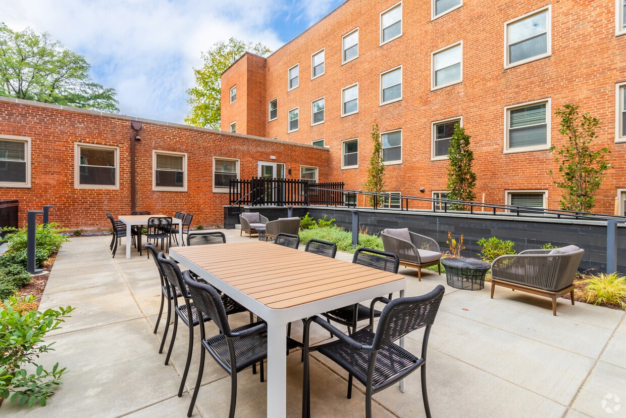 Slowe Washington Dc Apartment Finder