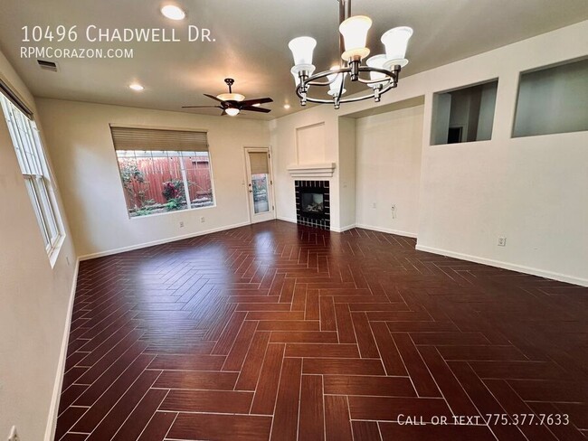 Building Photo - 10496 Chadwell Dr