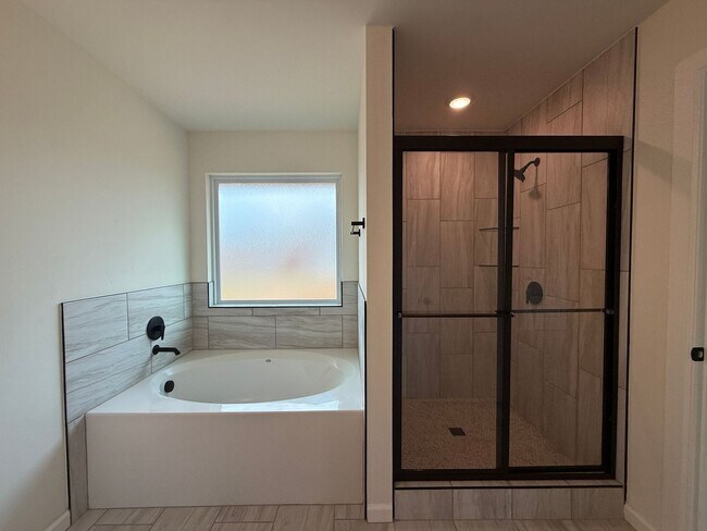Building Photo - 18116 Austin Ct