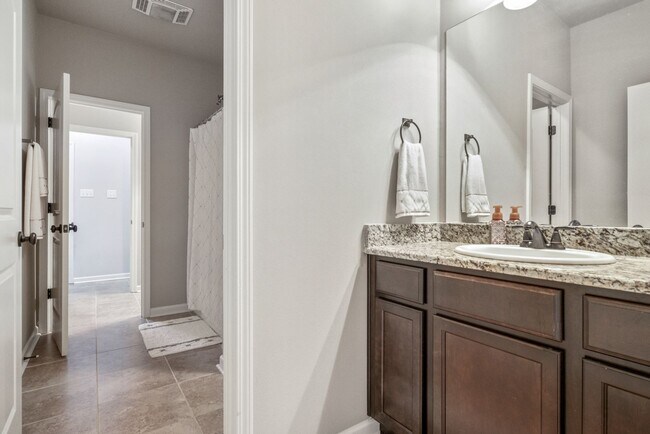 Building Photo - 8511 Arabella Ave