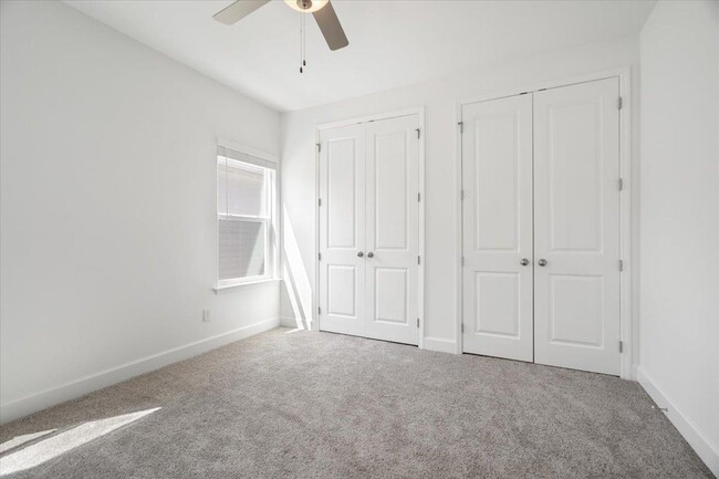 Building Photo - 5712 Bascom Ln