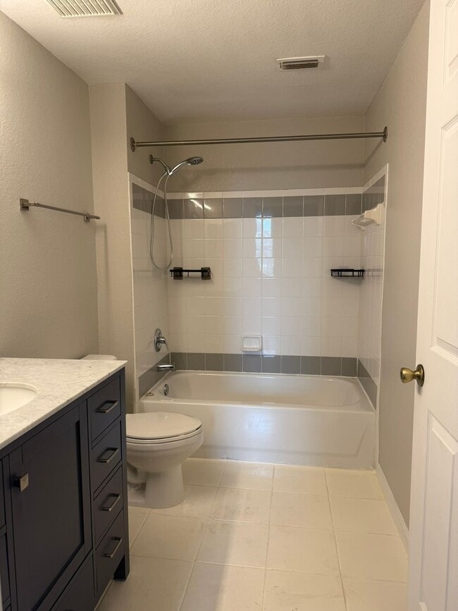 Building Photo - $1975 | 3-Bedroom 2-Bath Condo | Fully Ren...