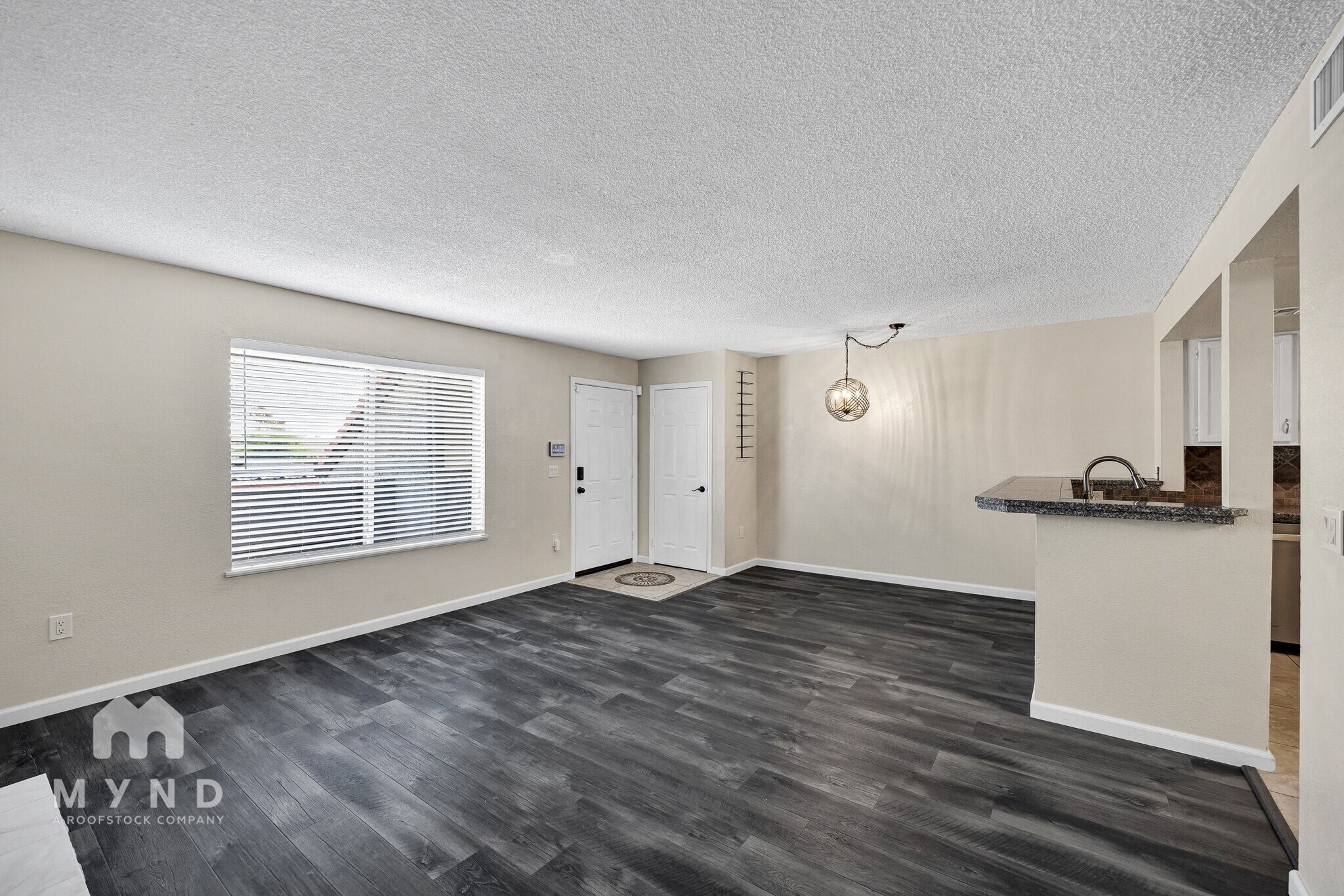 Building Photo - 1645 W Baseline Rd