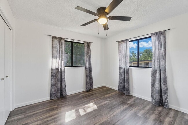 Building Photo - 31331 Auberry Rd