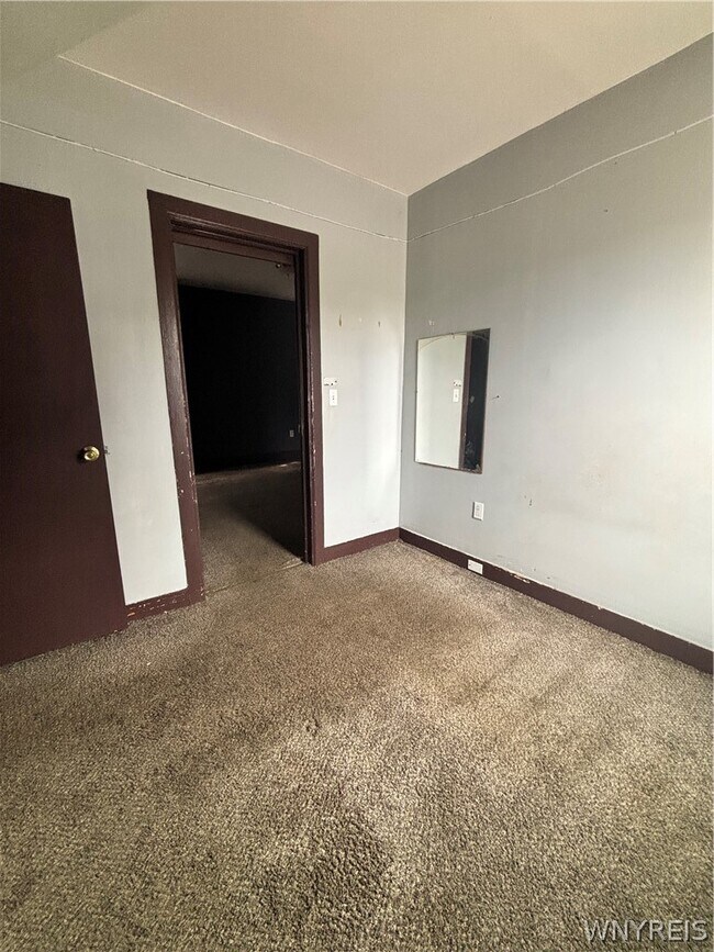Building Photo - 408 Koons Ave