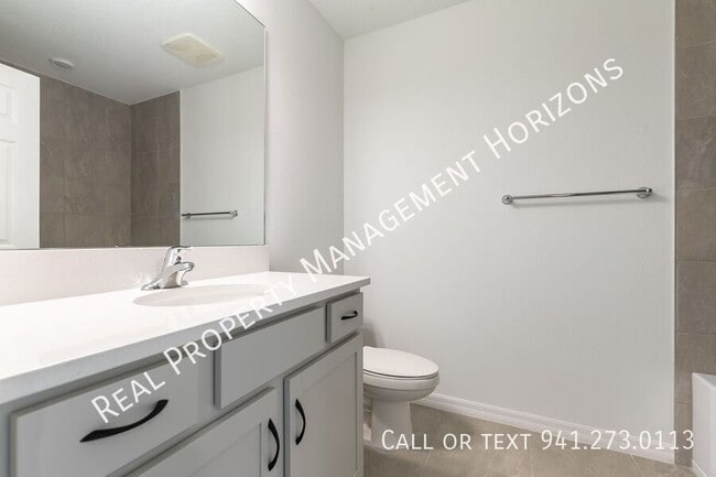 Building Photo - 1929 Transom Ln