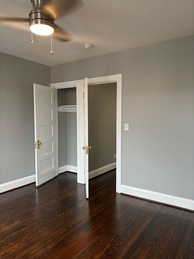 Building Photo - Beautifully Remodeled 2BR Home with Den an...