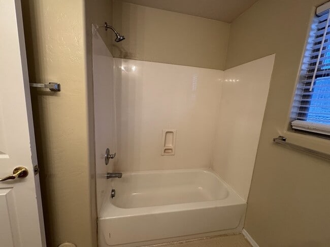 Building Photo - Laveen 5 Bedroom in Gated Community