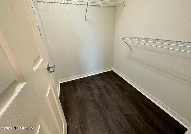 Building Photo - 7037 Berrybrook Dr