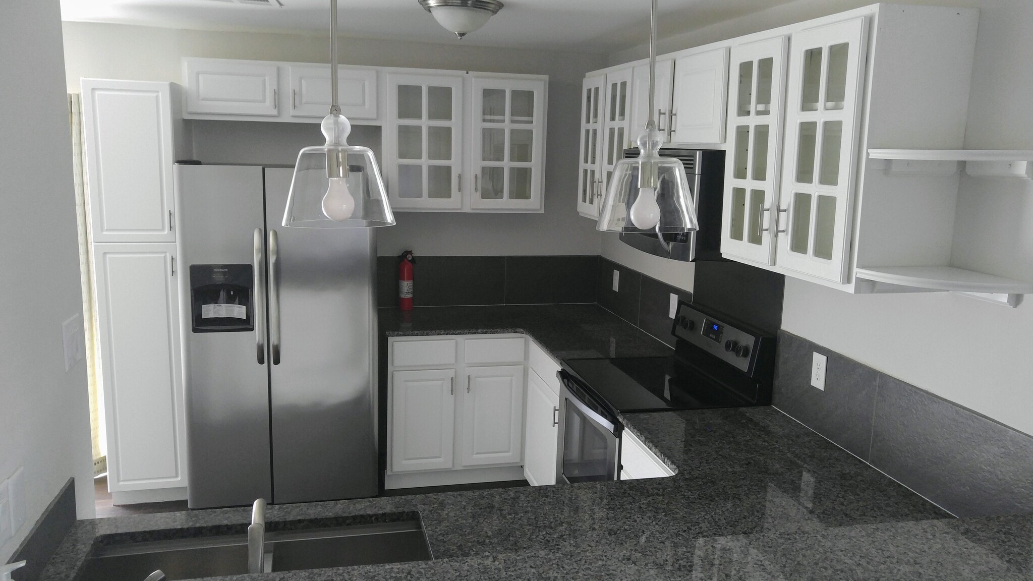 Kitchen. - 104 Cockerham St