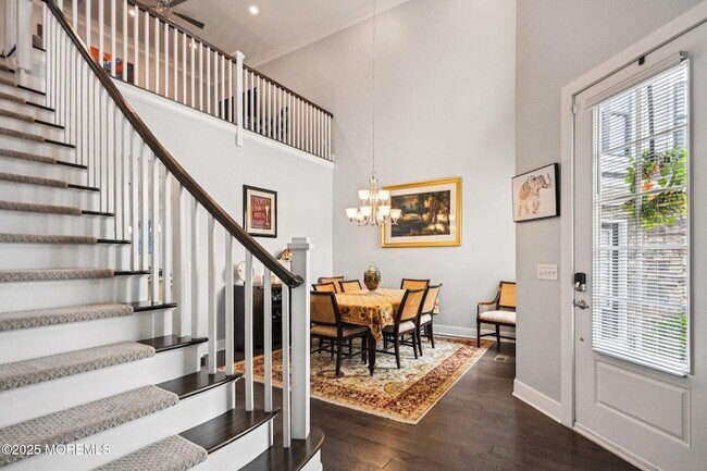 Building Photo - 42 Dogleg Ln