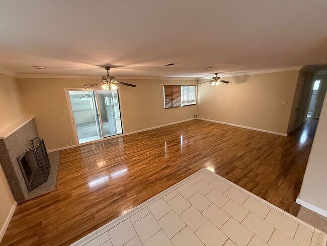Building Photo - 106 Almanor Dr