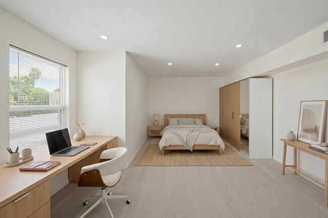 Building Photo - 9417 Bassoon Dr