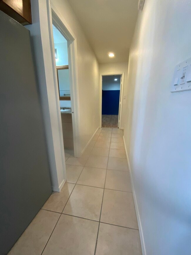 Building Photo - 6116 Cloudcroft Rd NW