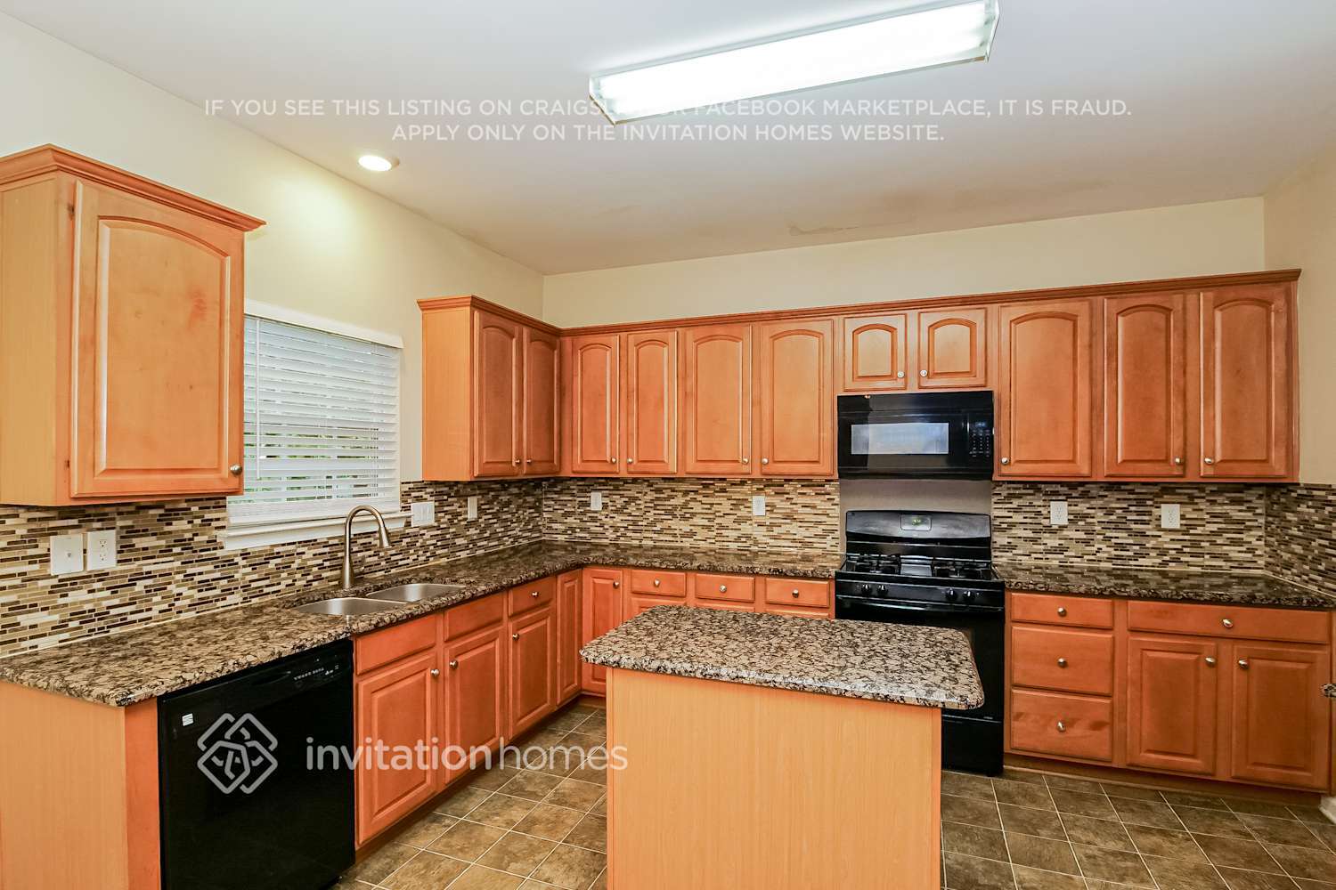 Building Photo - 3411 Crutchfield Pl