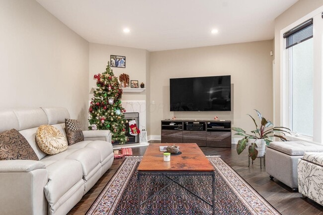 Building Photo - 4602 Sandwich Ct