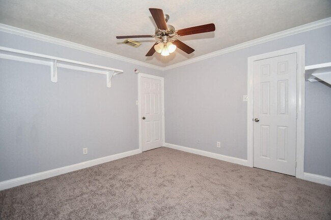 Building Photo - 21031 Stoney Haven Dr