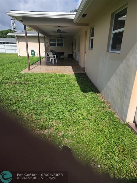 Building Photo - 7340 NW 11th Ct