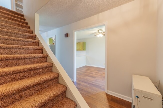 Building Photo - 112 Wickham Square