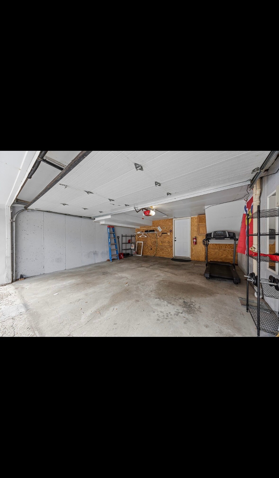 Building Photo - 1627 Dolman St