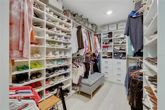 Building Photo - 6920 Rosy Sky Ave