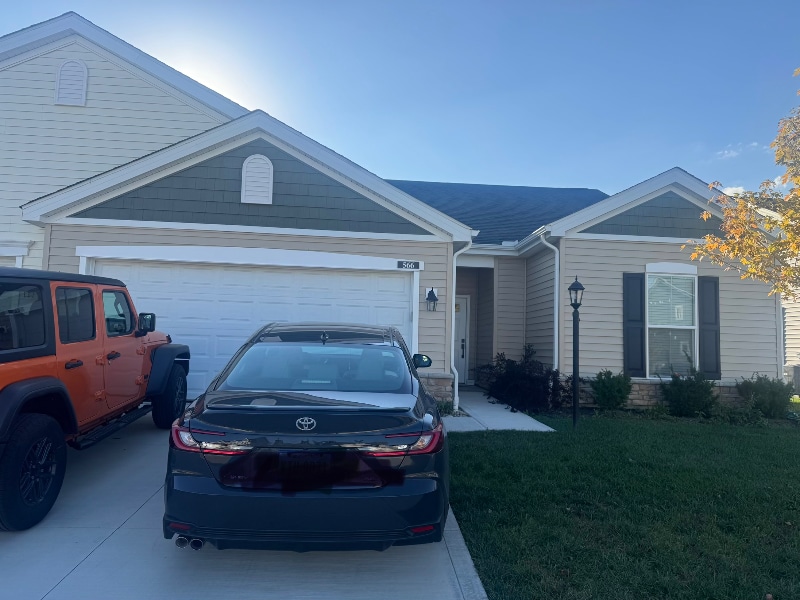 Building Photo - 566 Rochdale Run