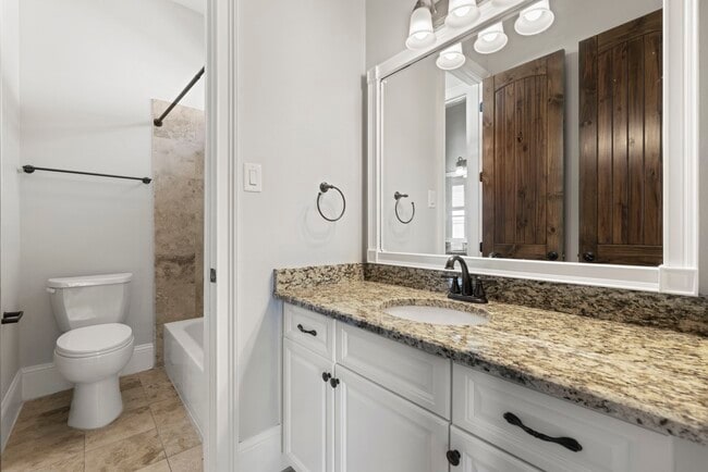 Building Photo - 26214 Kingsgate Ln