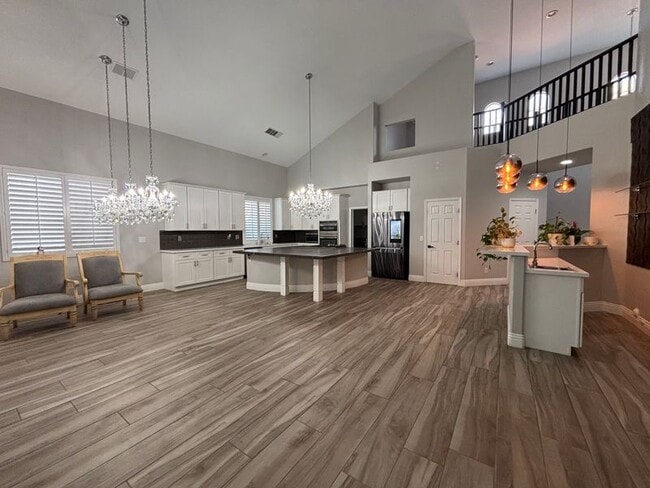 Building Photo - 11548 Valentino Ln