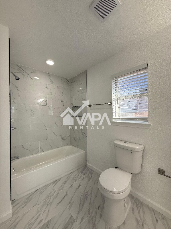 Building Photo - 6547 Estes Flats