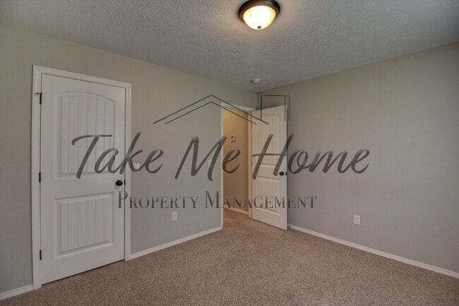 Building Photo - The Home You’ve Been Waiting For- 4 Bedrooms, 3-Car Garage, Great Location