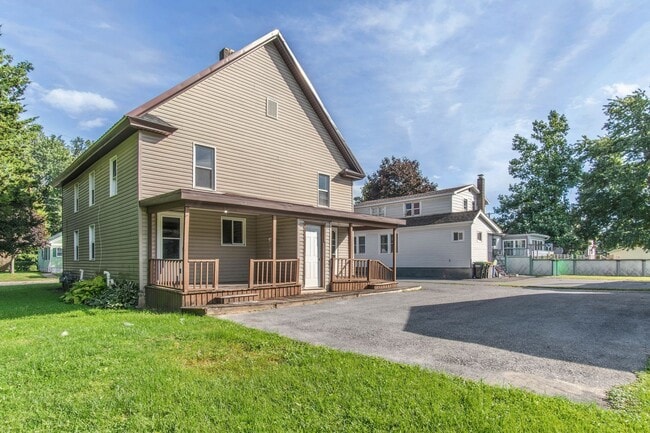 Building Photo - 341-345 N Colorado Ave