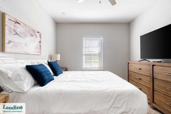 Building Photo - 84 San Filippo Dr SE