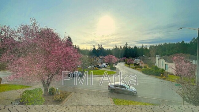 Building Photo - 3709 248th Ave SE