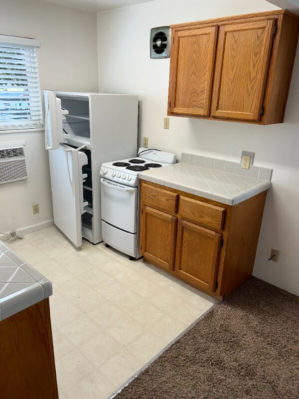 Building Photo - 1311 W 3rd St