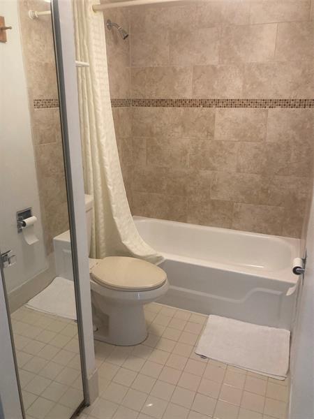 Building Photo - 775 SW 120th Way