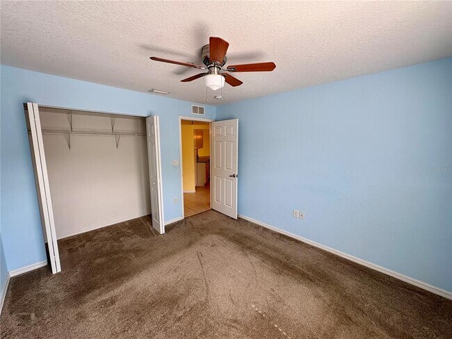 Building Photo - 6421 Bay Cedar Ln
