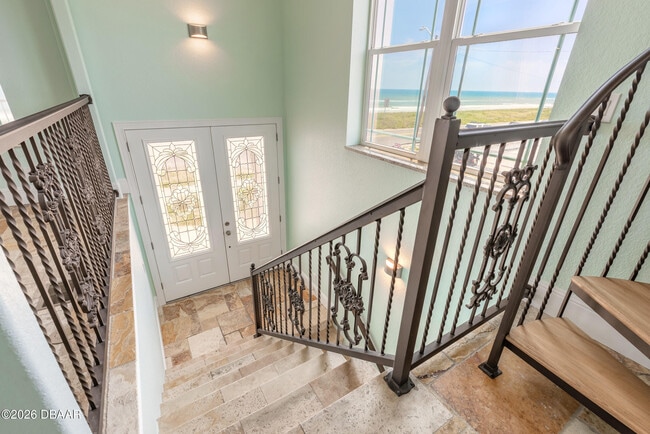 Building Photo - 2288 S Ocean Shore Blvd