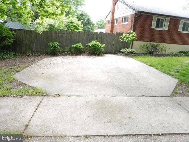 Building Photo - 11501 Monongahela Dr