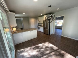 Building Photo - 7405 S 2200 E