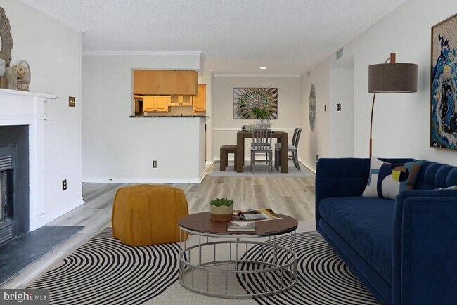 Building Photo - 1513 Lincoln Way