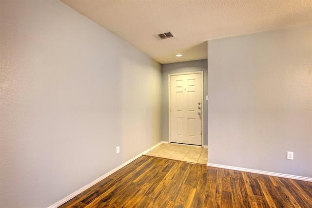 Building Photo - 705 Poncho Ln
