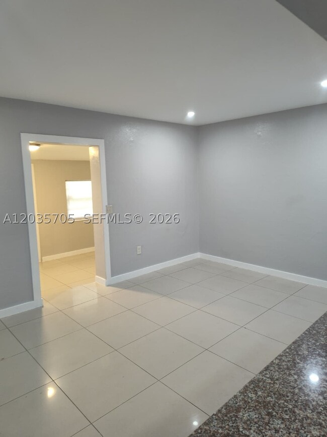 Building Photo - 1101 NW 55th St