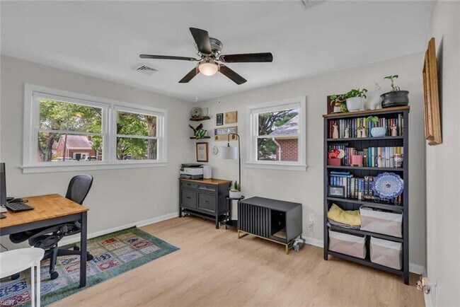 Building Photo - 13 Wendfield Cir