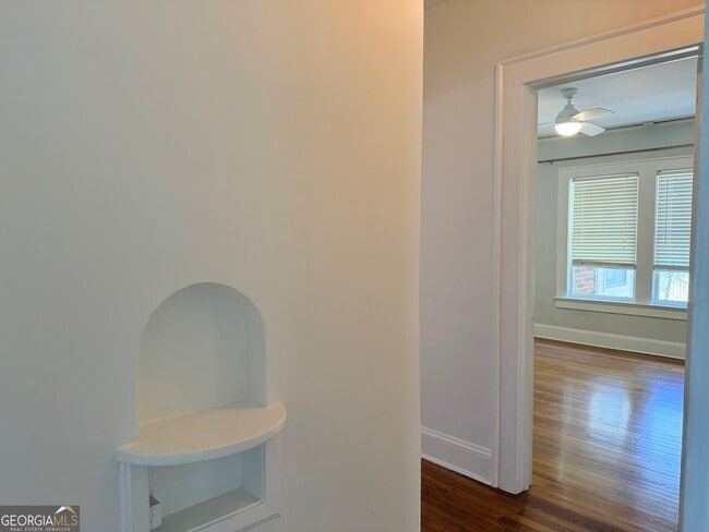 Building Photo - 557 Manford Rd SW